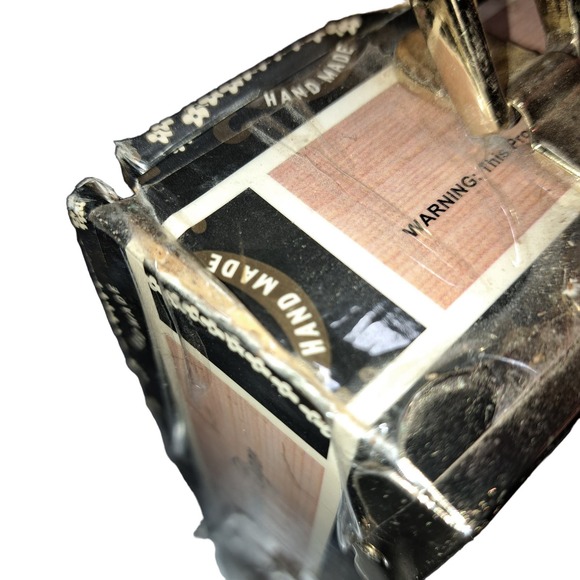 DARLING 9-inch Vintage HOLLYWOOD 9 by 8 inch LARGE Box Purse - Picture 9 of 14